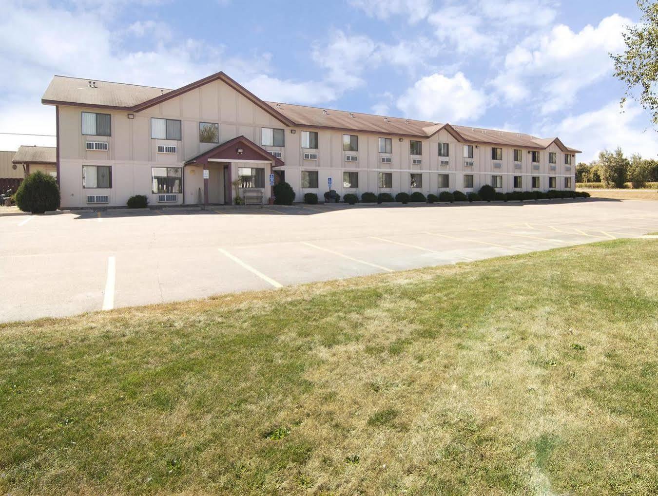 Americas Best Value Inn Zumbrota Exterior foto